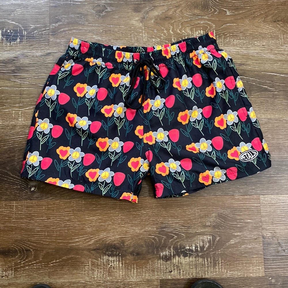 PETALS Shorts